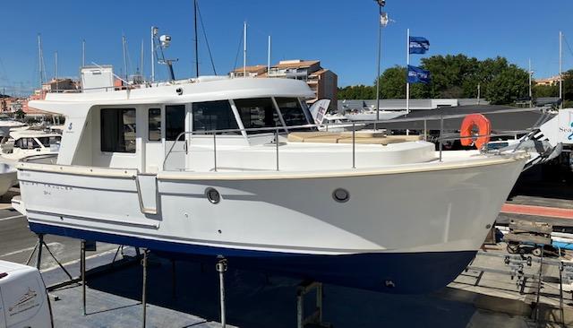 slider 0 Beneteau Swift Trawler 34 S